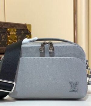 LV BAG (M11657)