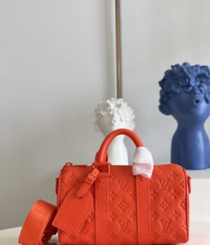 LV BAG (M20900）