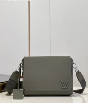 LV BAG (M21363)