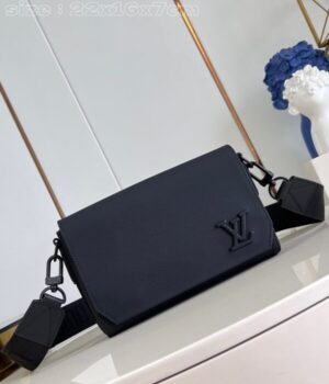 LV BAG (M24769)