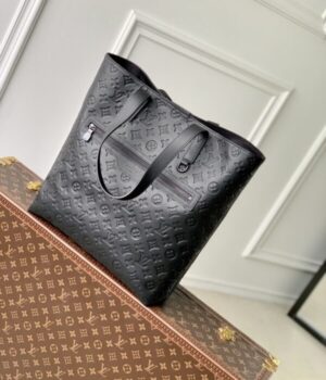 LV BAG (M24777)