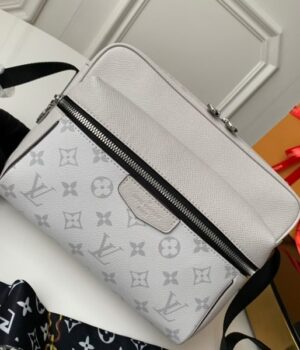 LV BAG (M30243)
