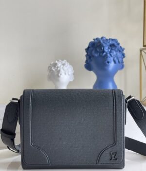 LV BAG (M30747)