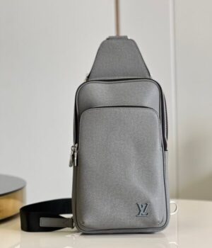 LV BAG (M41719)