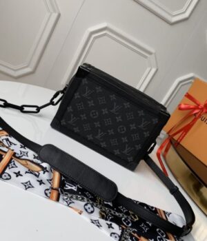 LV BAG (M44478)