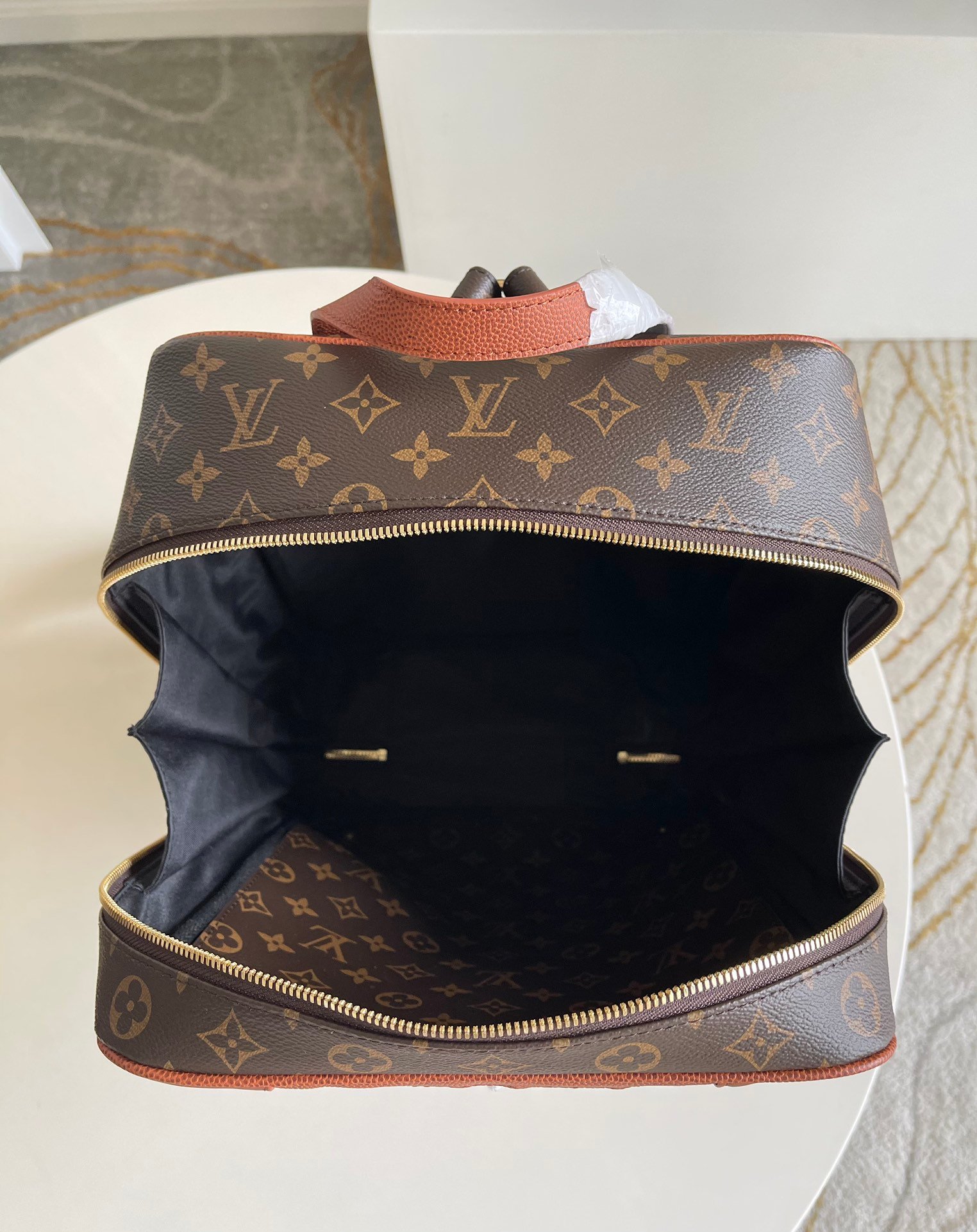 LV BAG (M45784) - Image 7