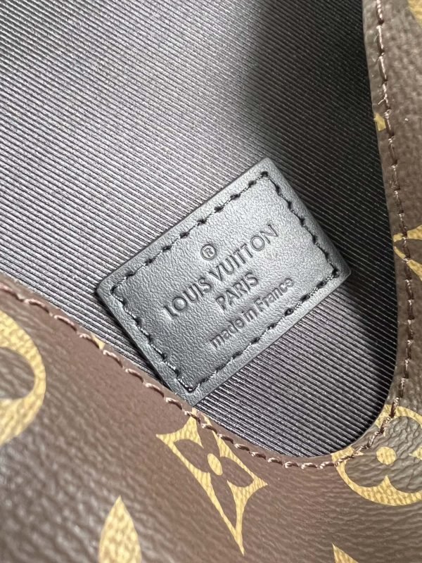 LV BAG (M46442) - Image 6