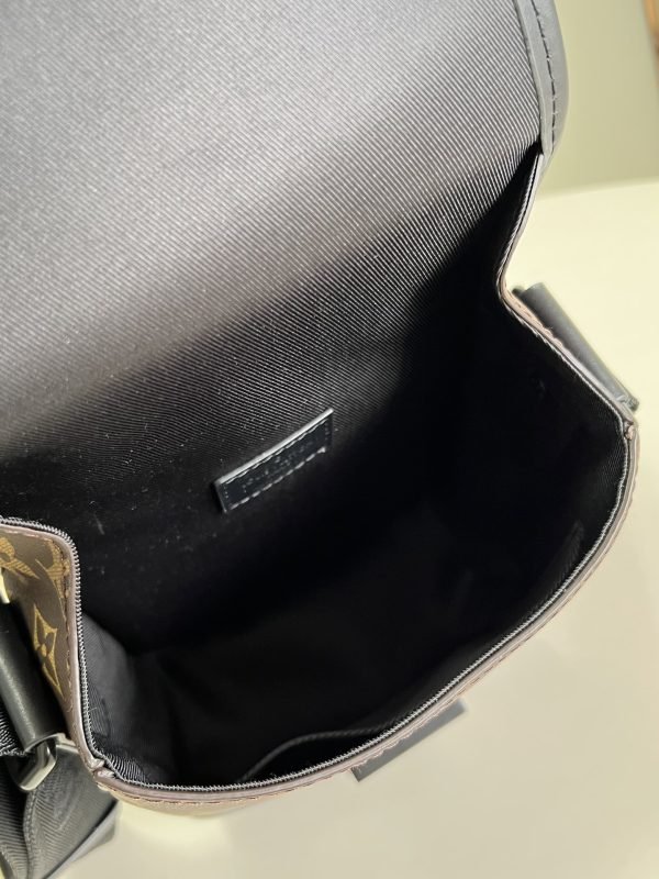 LV BAG (M46442) - Image 8