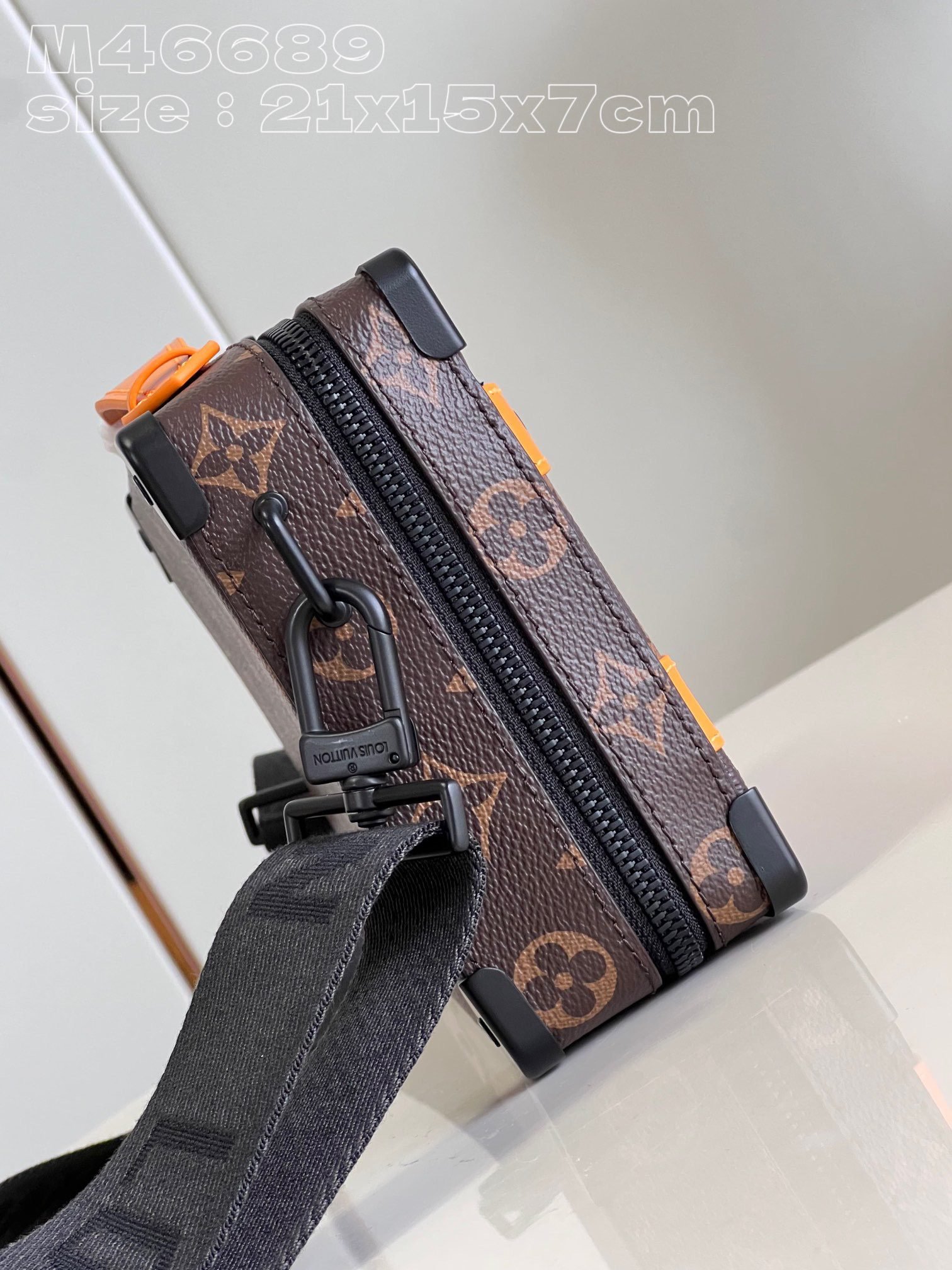 LV BAG (M46689) - Image 3
