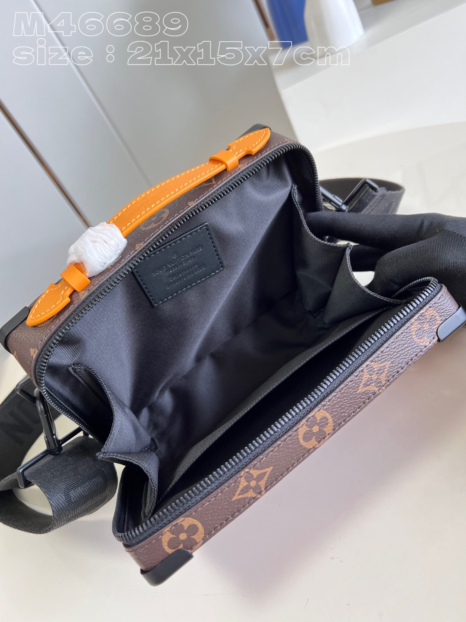 LV BAG (M46689) - Image 7