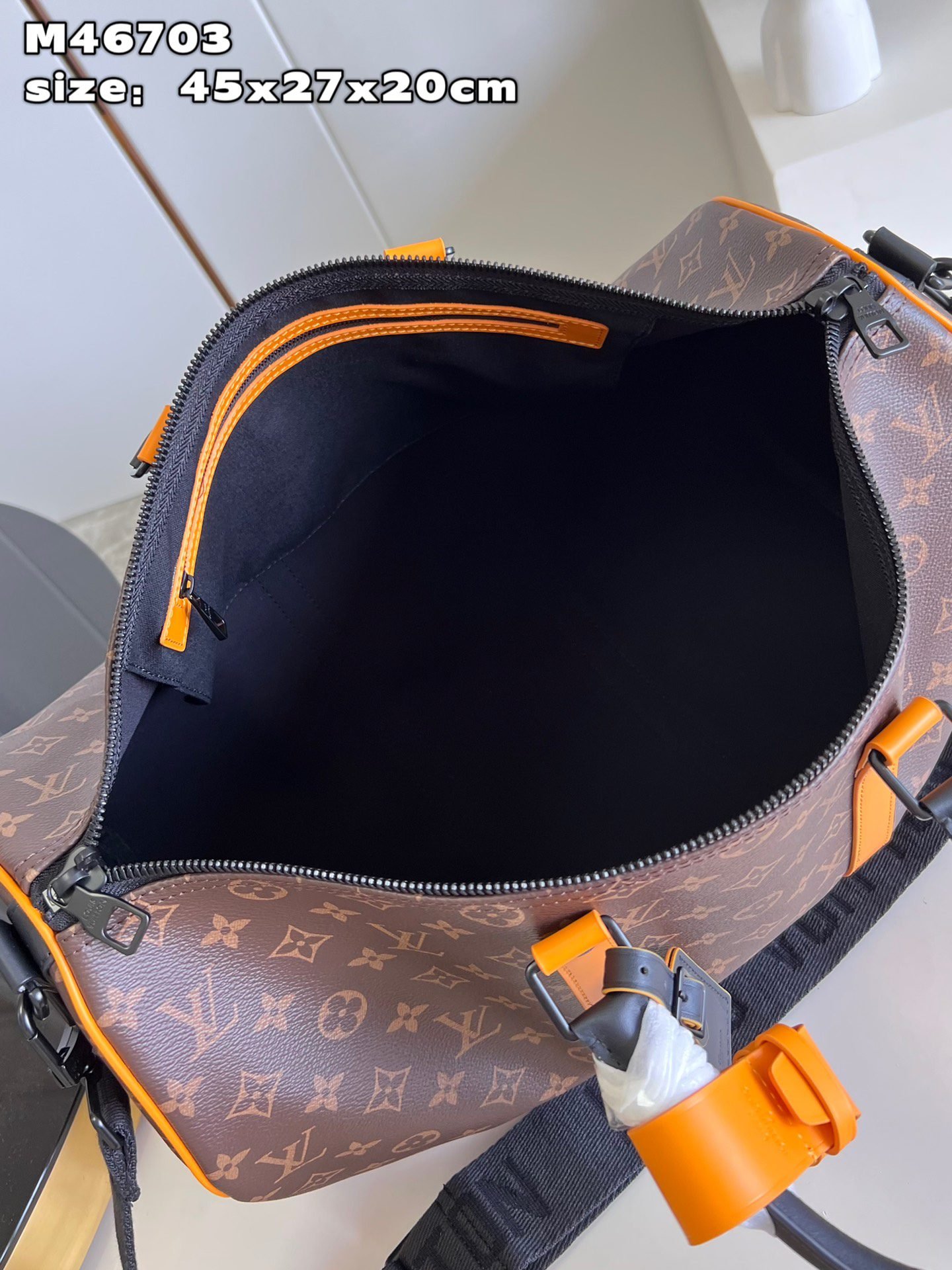 LV BAG (M46703) - Image 7