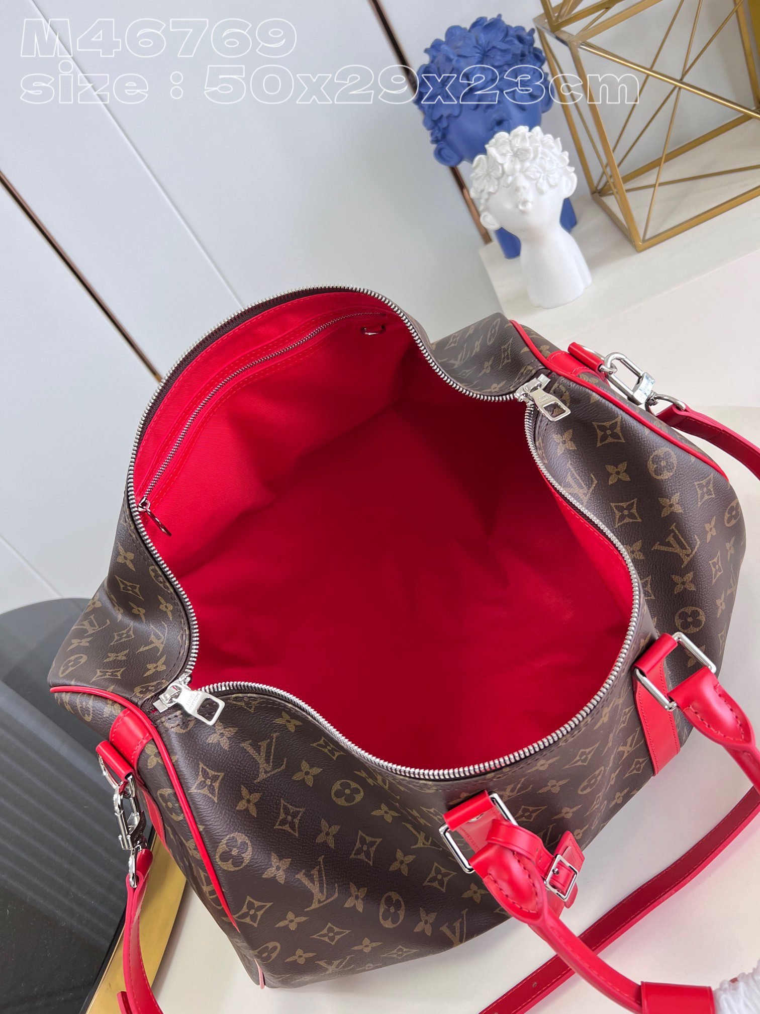 LV BAG (M46769) - Image 7