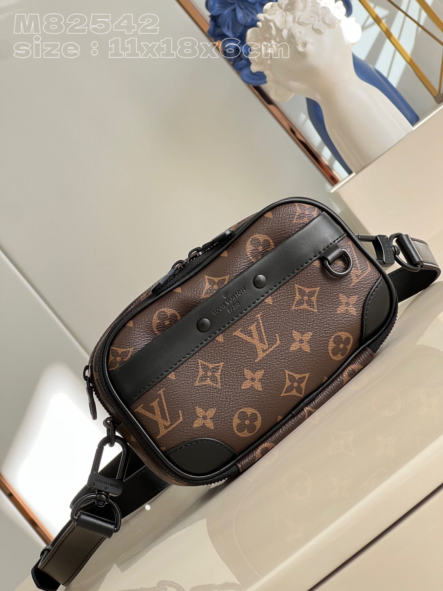 LV BAG (M46794) - Image 2