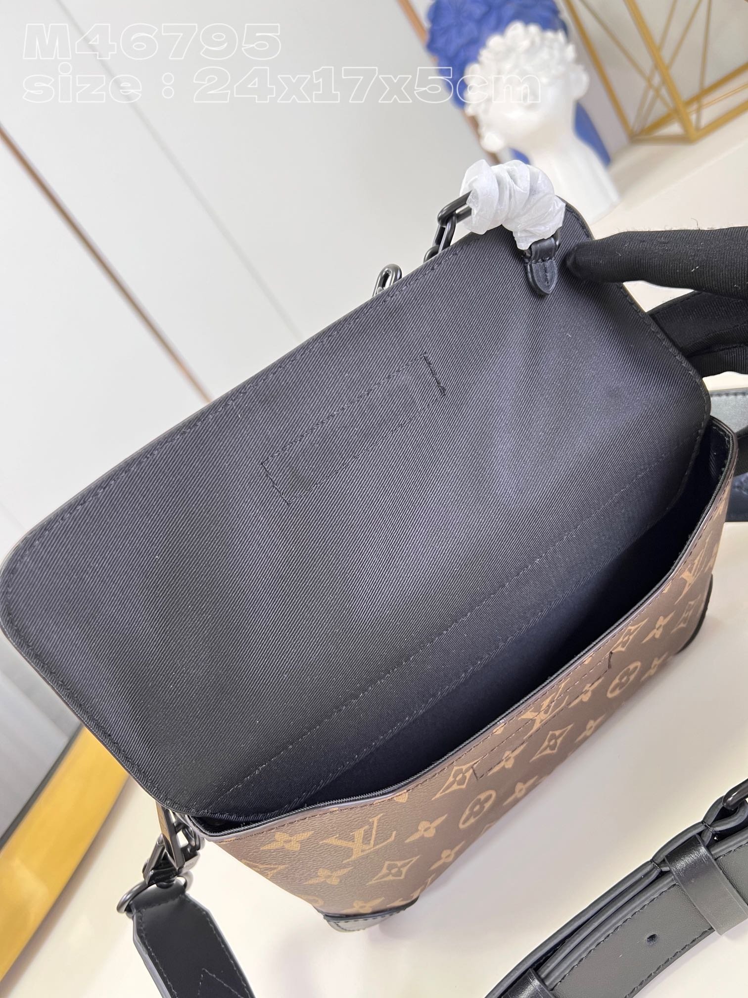 LV BAG (M46795) - Image 5