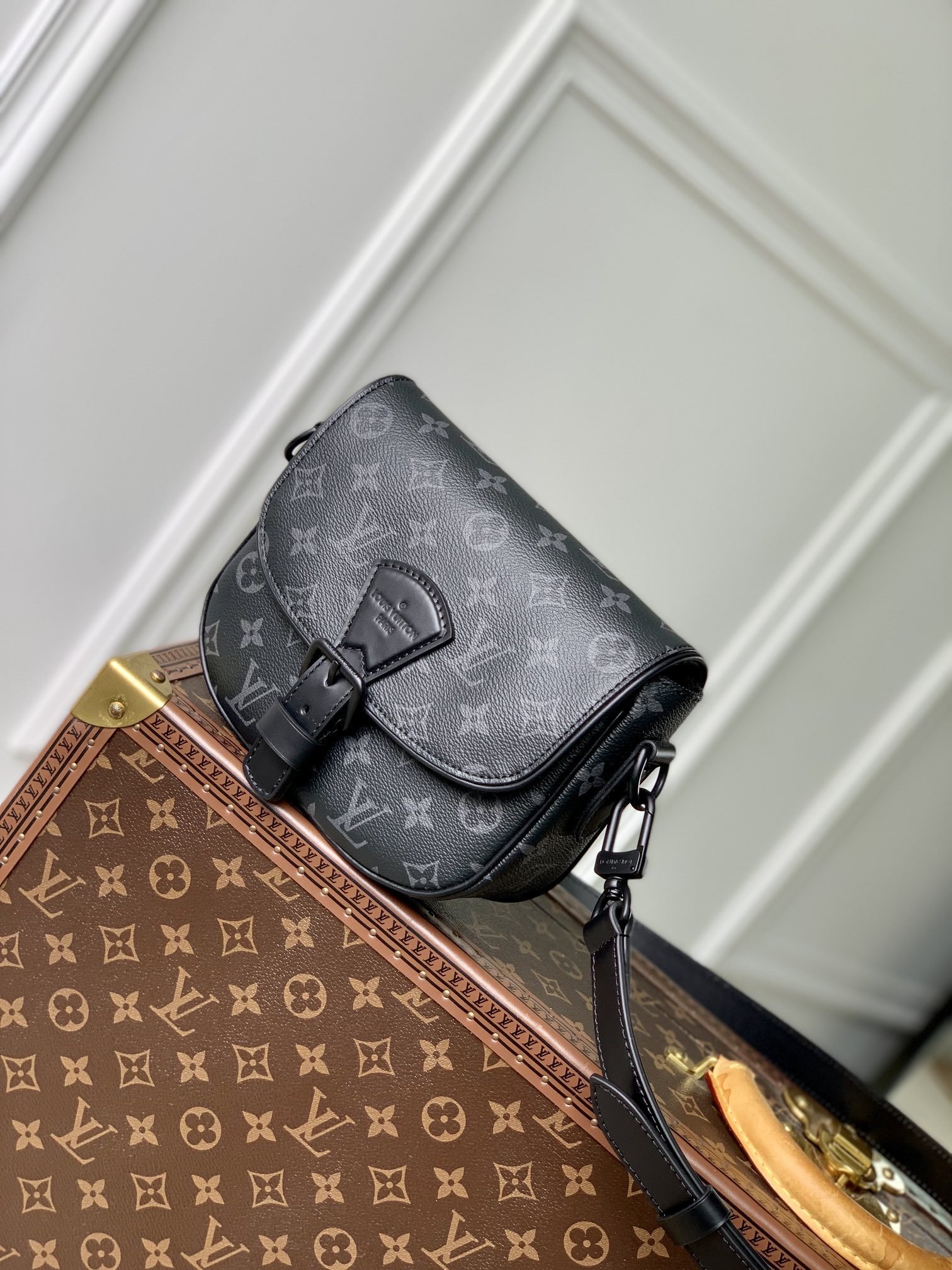 LV BAG (M47060) - Image 2