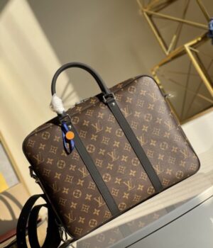 LV BAG (M52005)