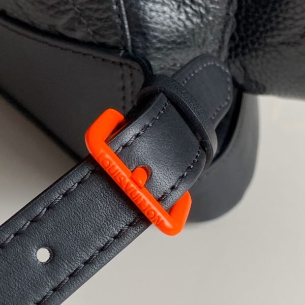 LV BAG (M53285) - Image 8