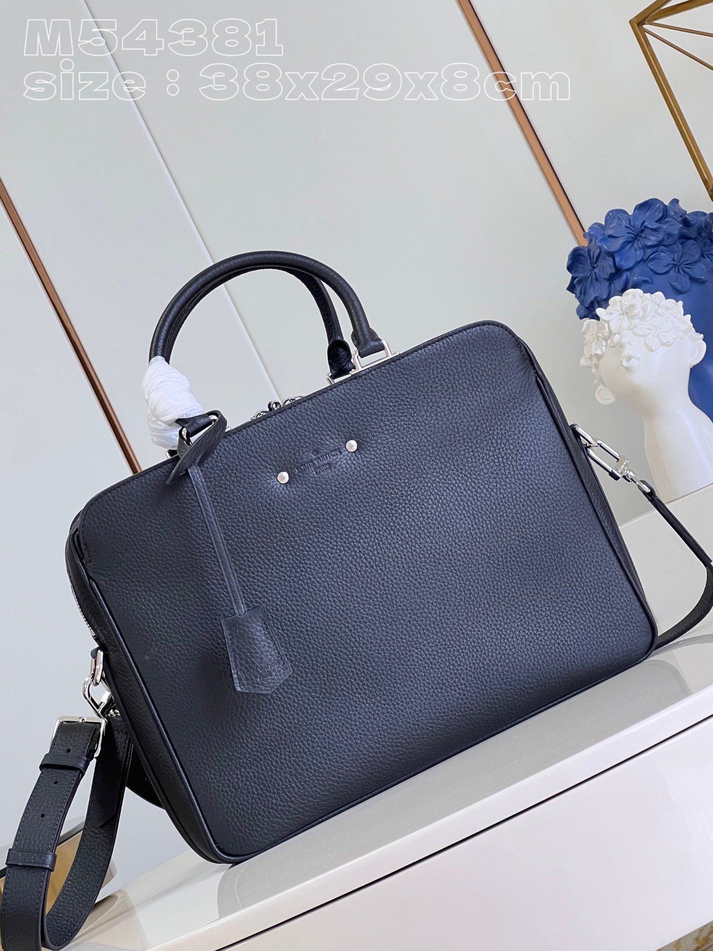 LV BAG (M54381) - Image 2