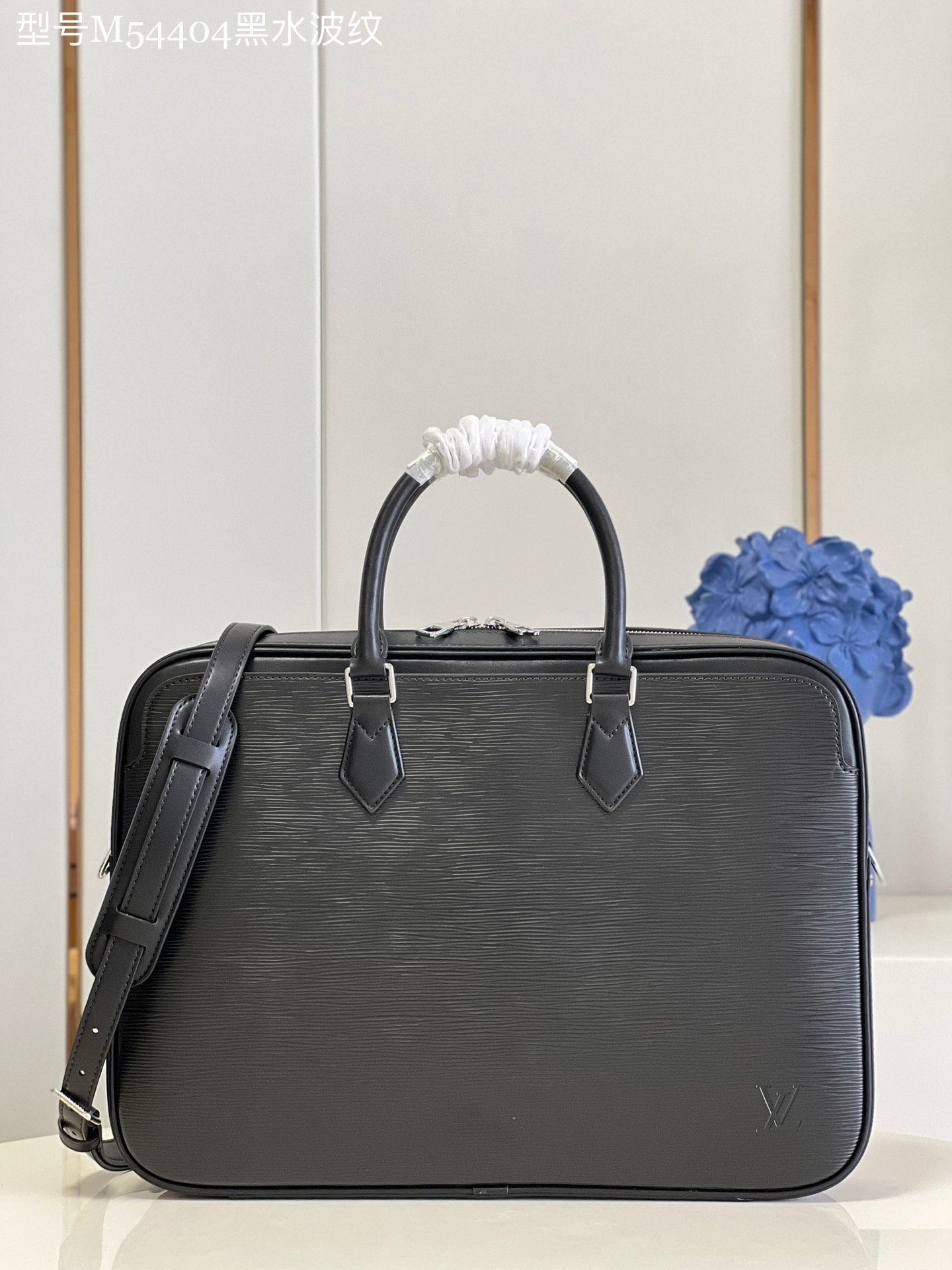 LV BAG (M54404) - Image 2