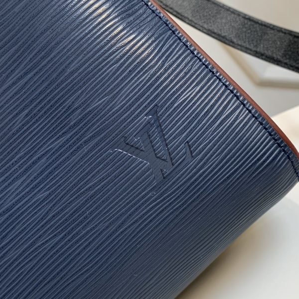 LV BAG (M55149) - Image 4