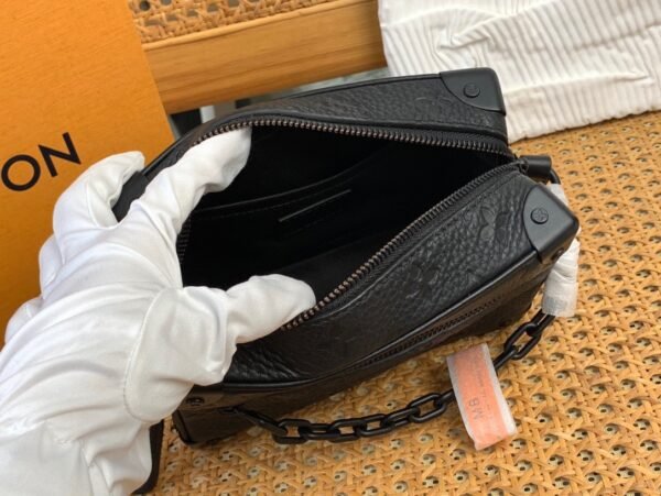 LV BAG (M55702) - Image 8