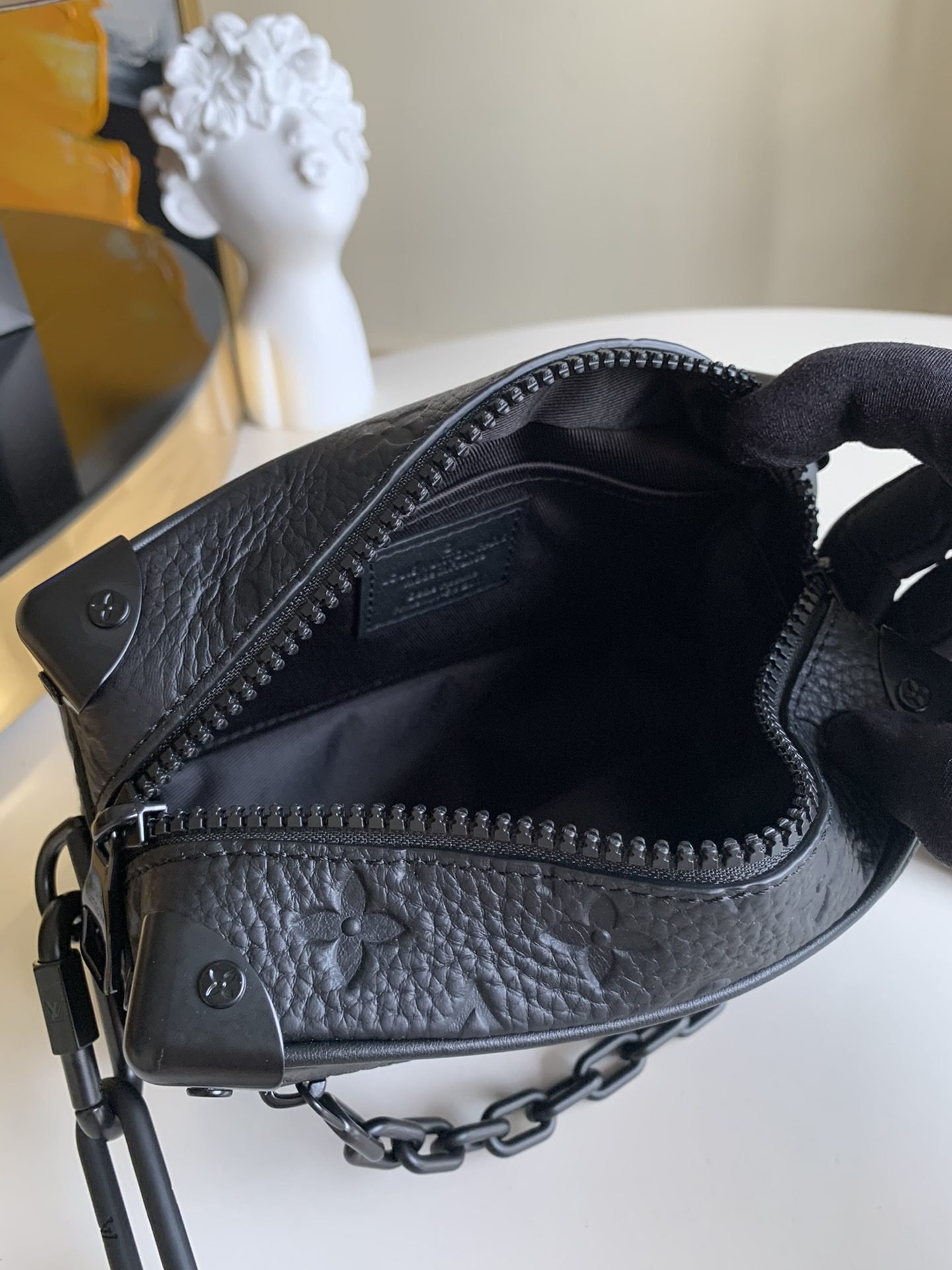 LV BAG (M55702) - Image 7