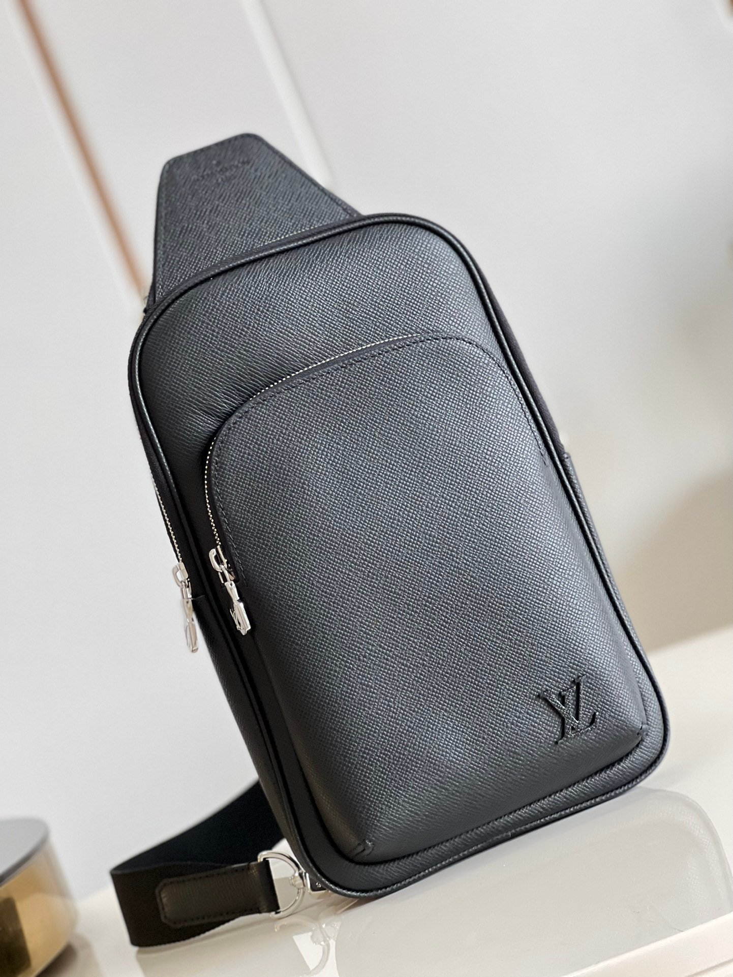 LV BAG (M56344) - Image 3