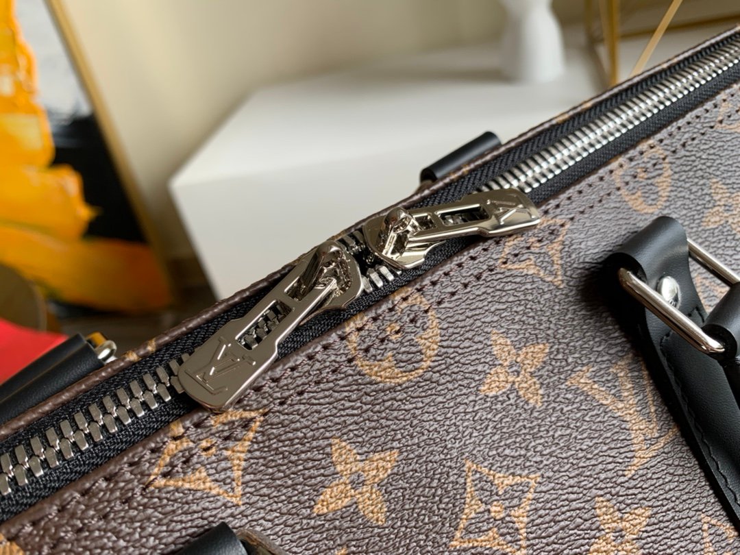 LV BAG (M56711) - Image 7
