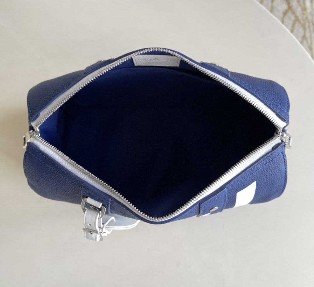 LV BAG (M56712) - Image 6