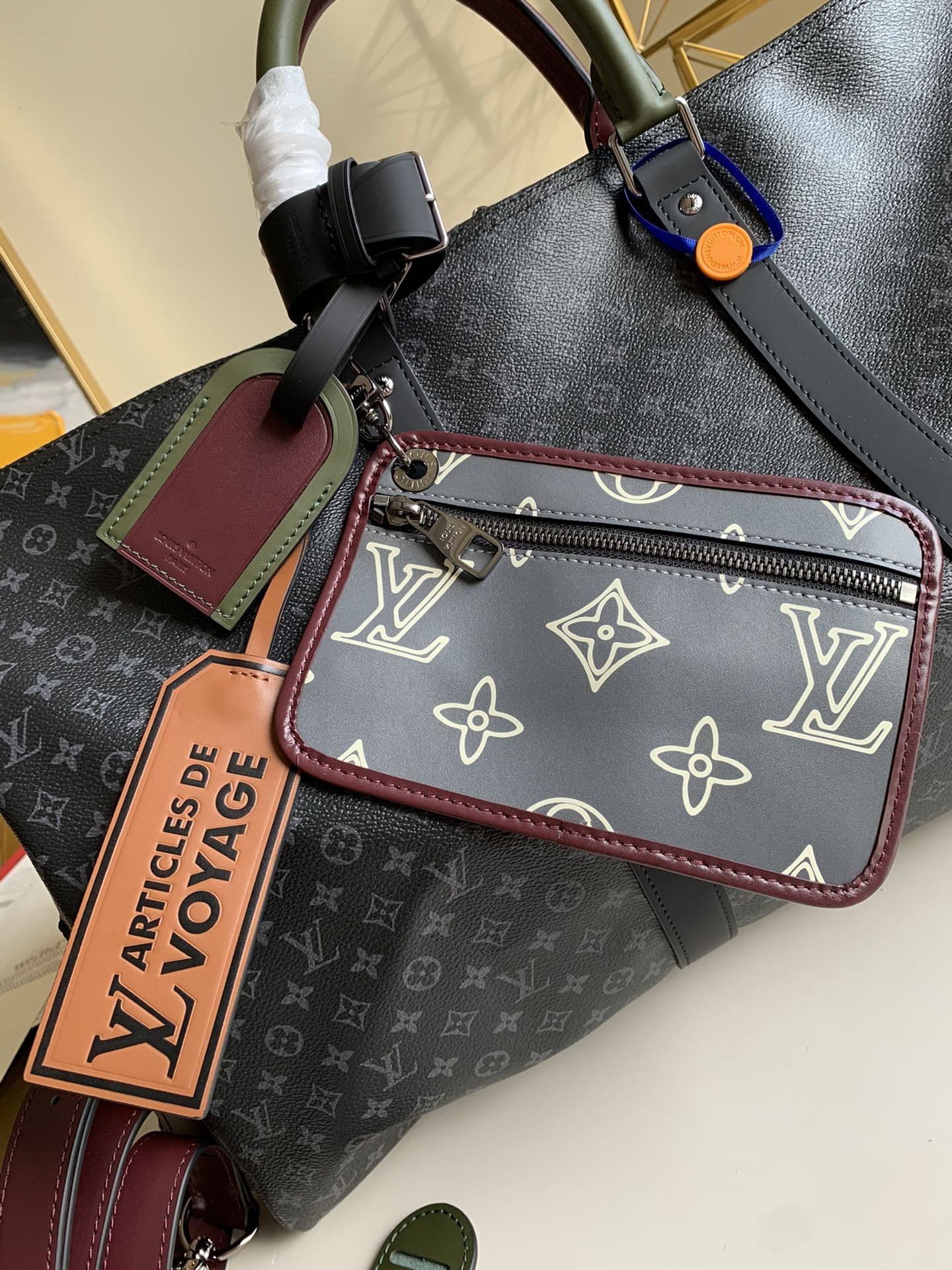 LV BAG (M56856) - Image 3