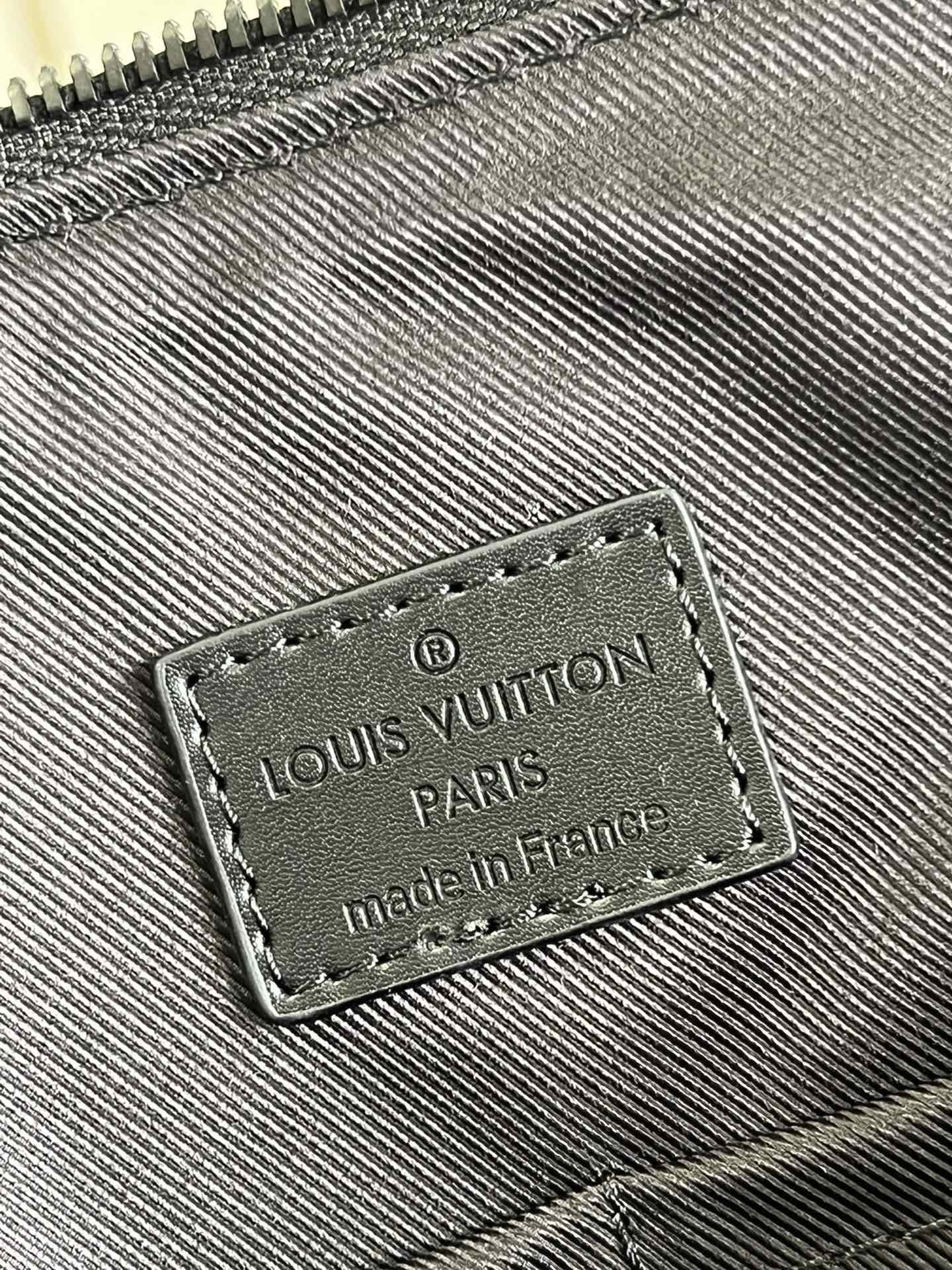 LV BAG (M57028) - Image 5