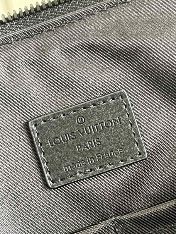 LV BAG (M57028) - Image 6