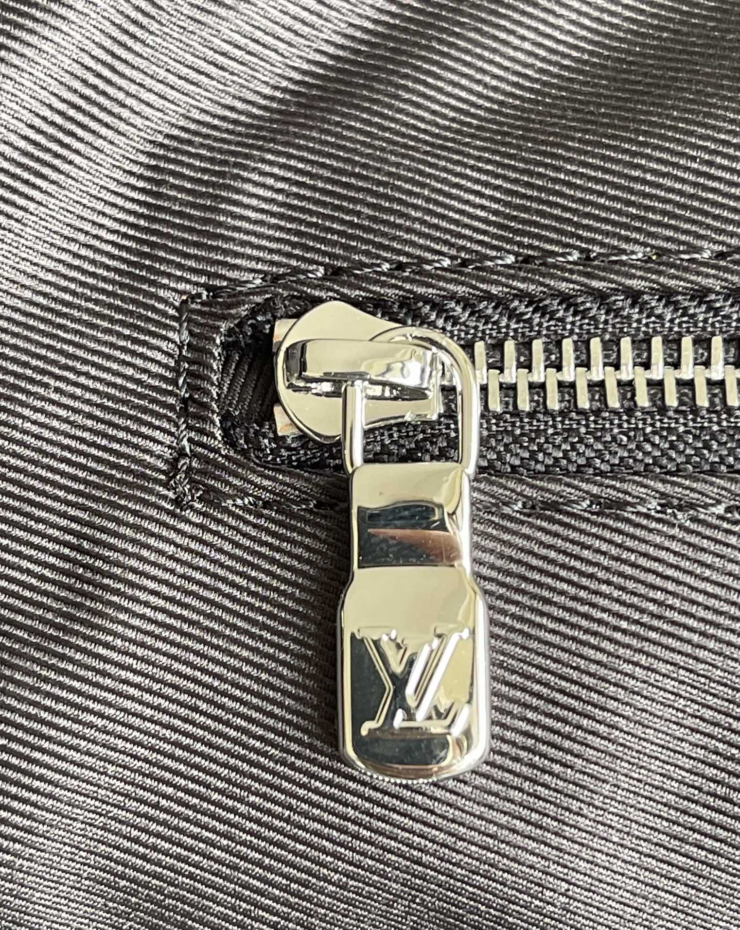 LV BAG (M57278) - Image 5