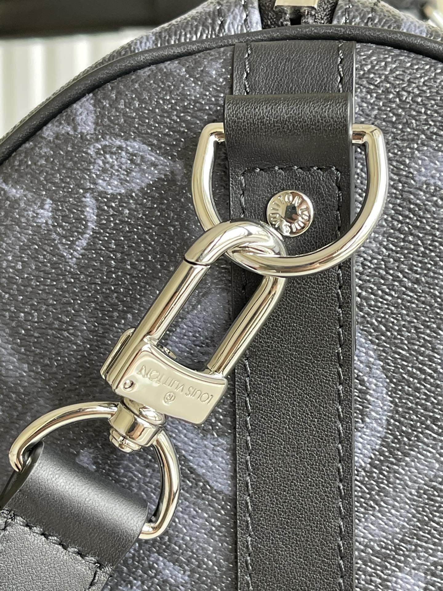 LV BAG (M57278) - Image 7
