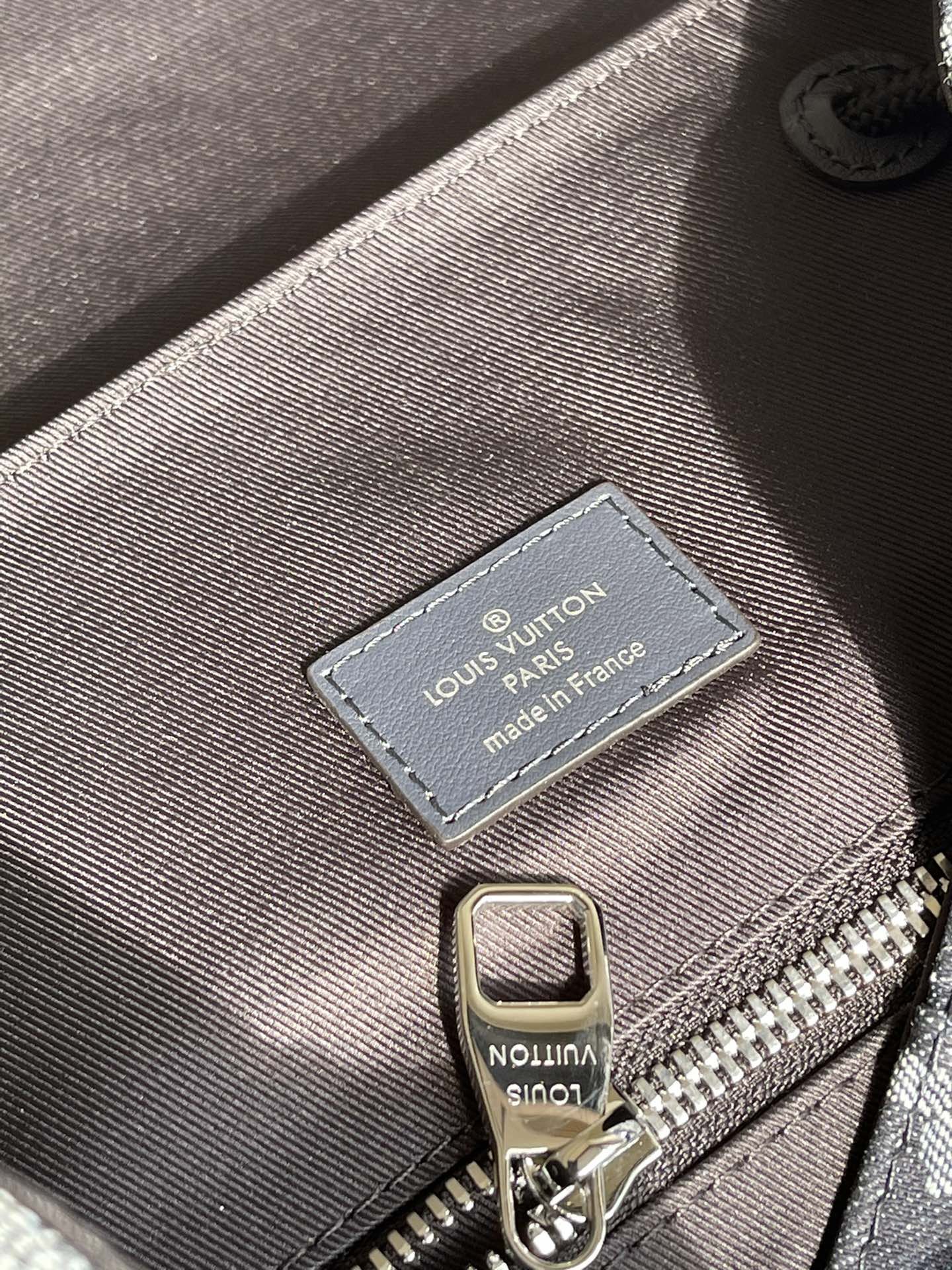LV BAG (M57280) - Image 5