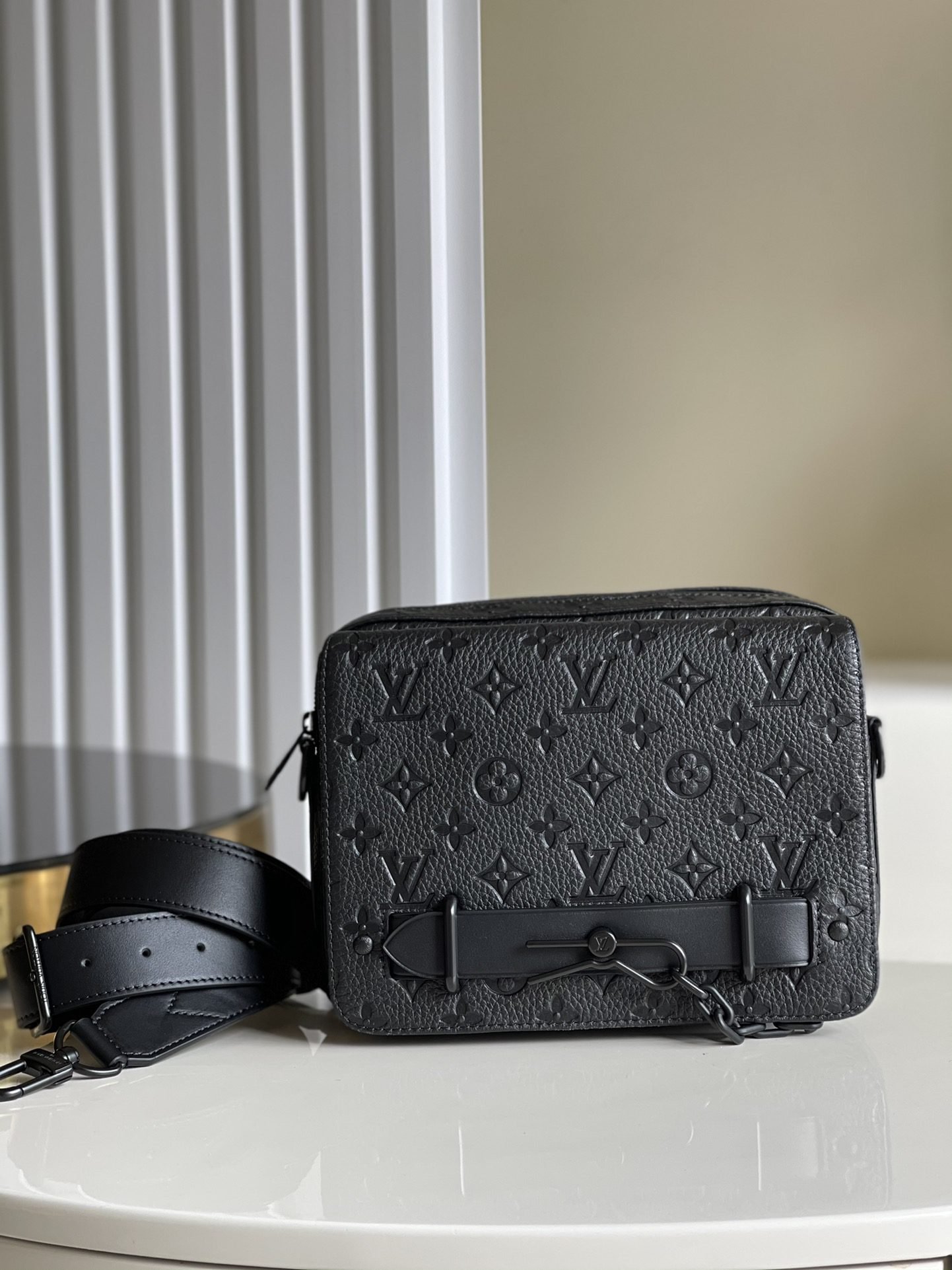 LV BAG (M57307) - Image 2