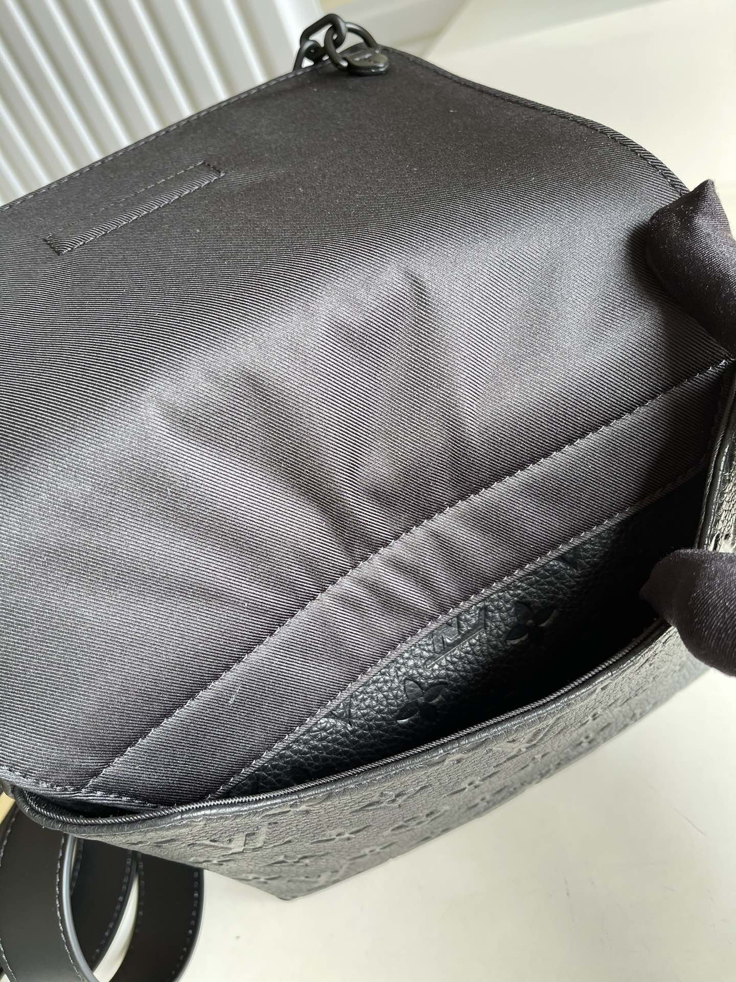 LV BAG (M57307) - Image 5