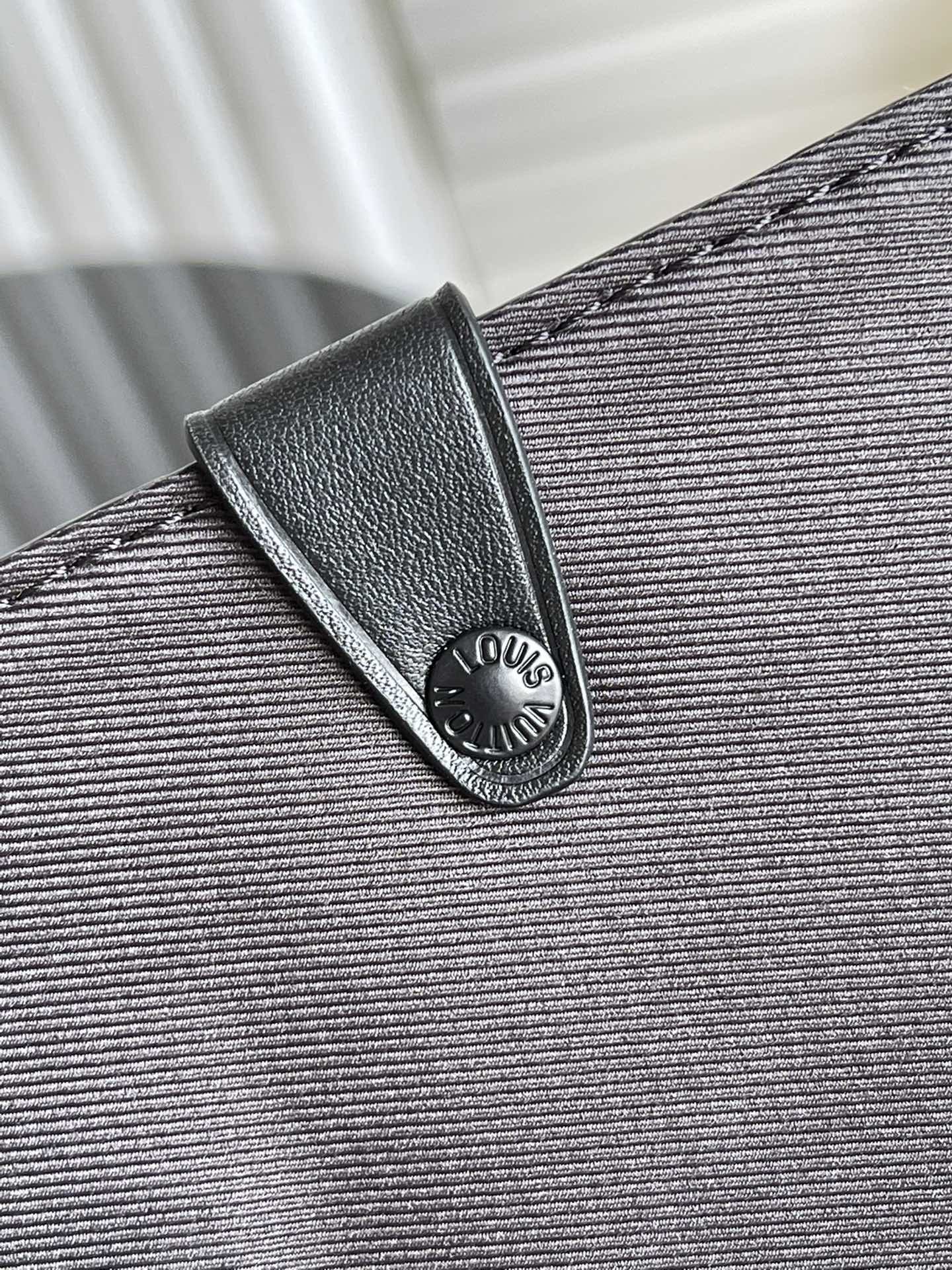 LV BAG (M57726) - Image 7