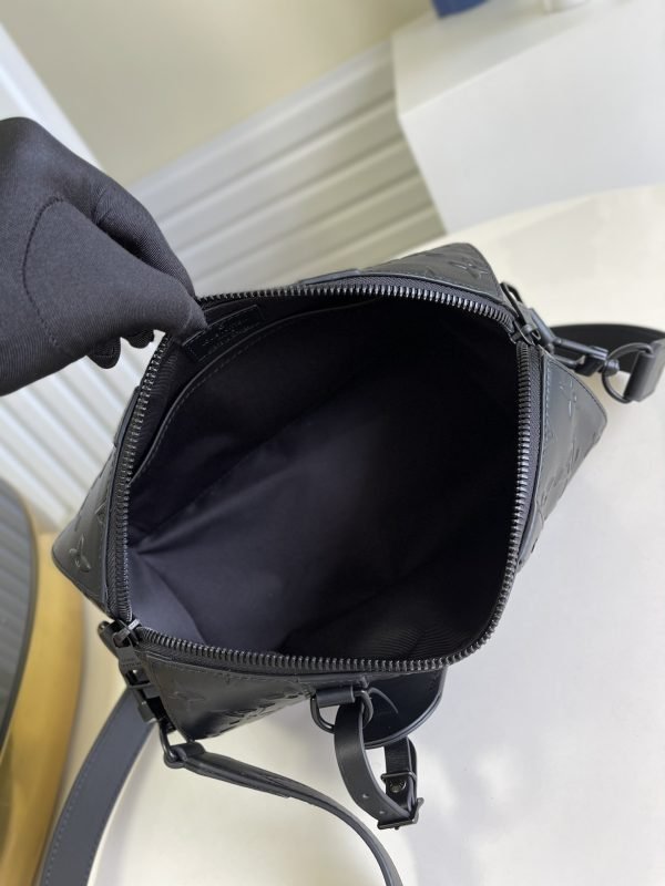 LV BAG (M57955) - Image 8