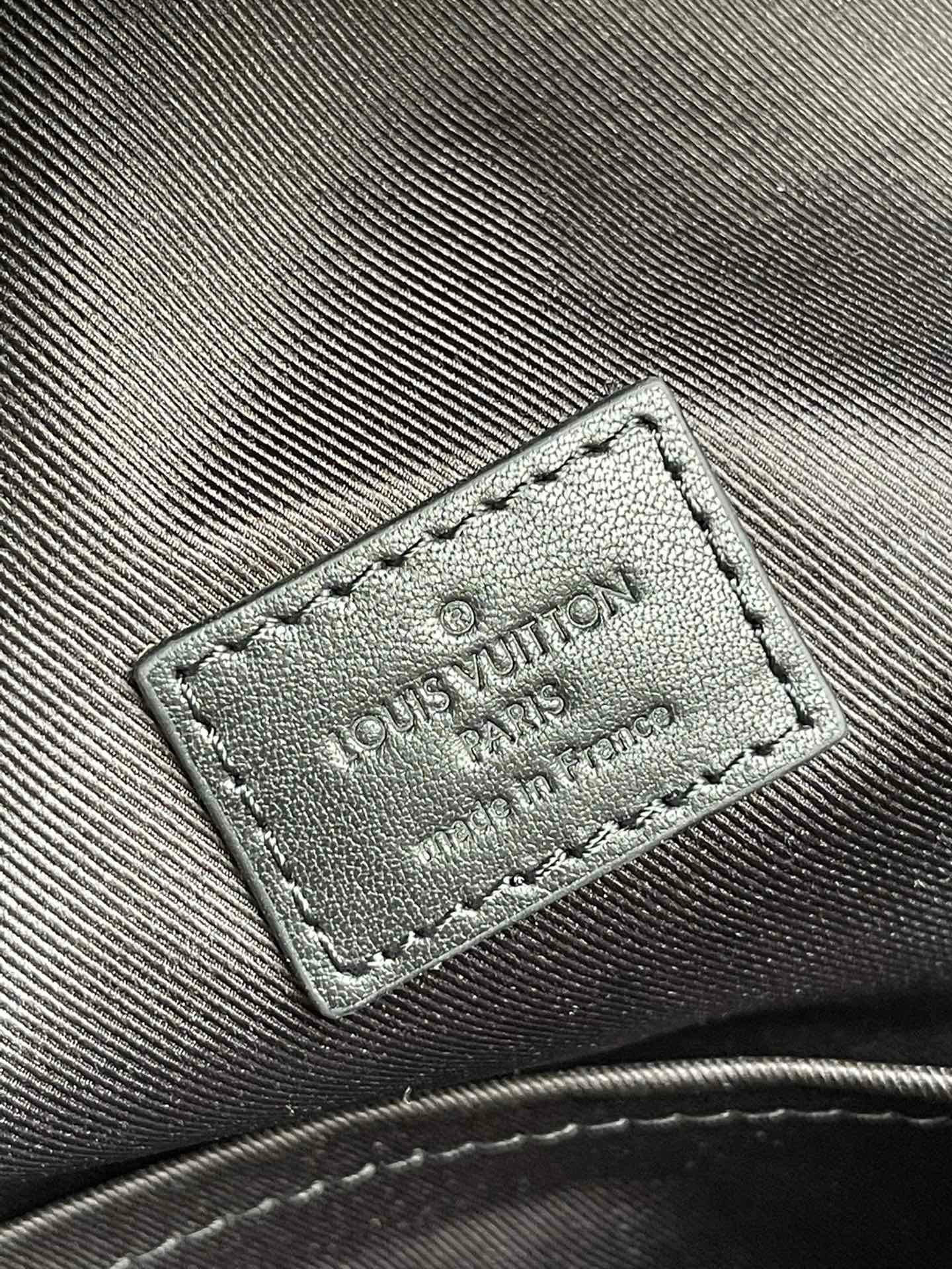 LV BAG (M57965) - Image 5