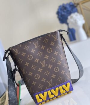 LV BAG (M57966)
