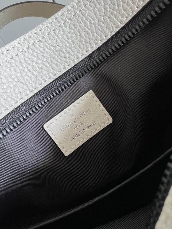 LV BAG (M58479) - Image 6