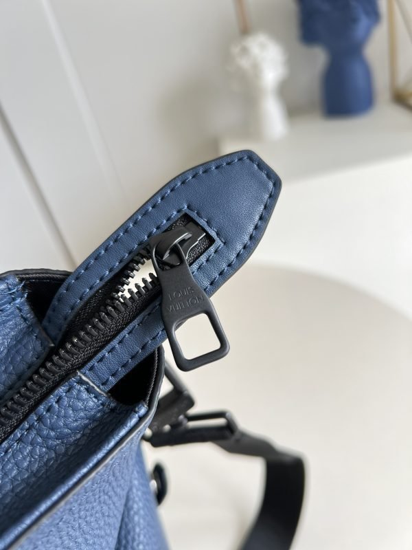 LV BAG (M58479) - Image 8