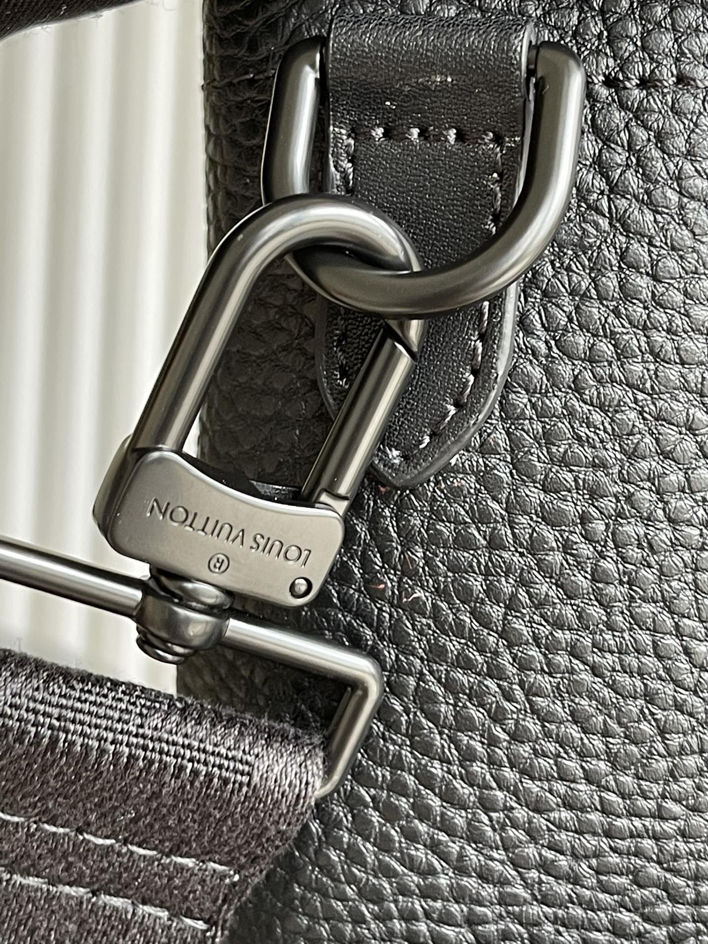 LV BAG (M58493) - Image 5