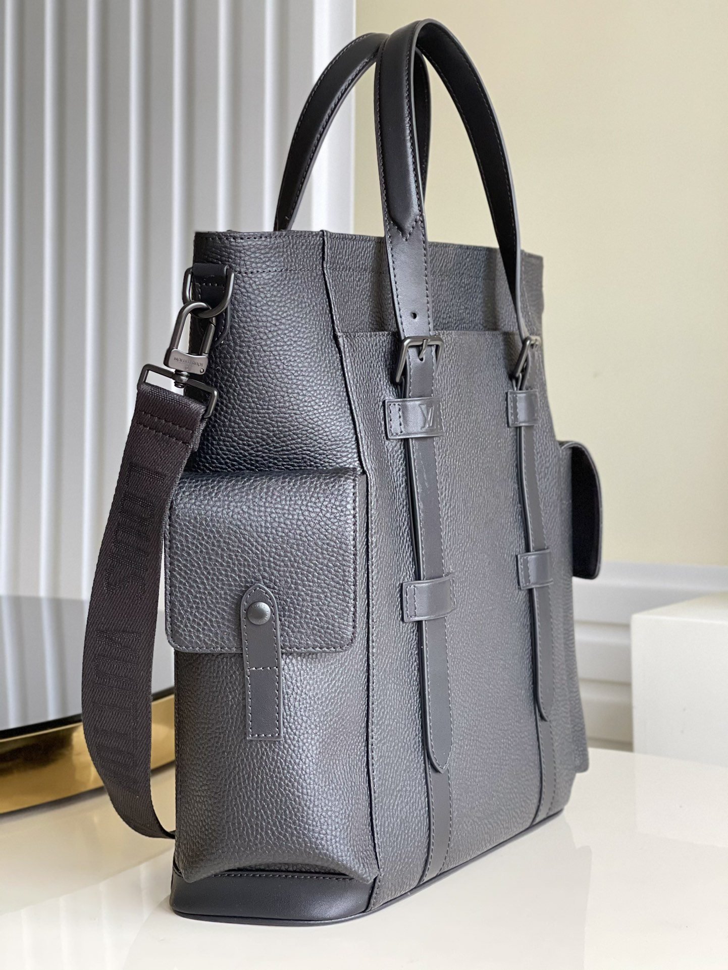 LV BAG (M58493) - Image 7