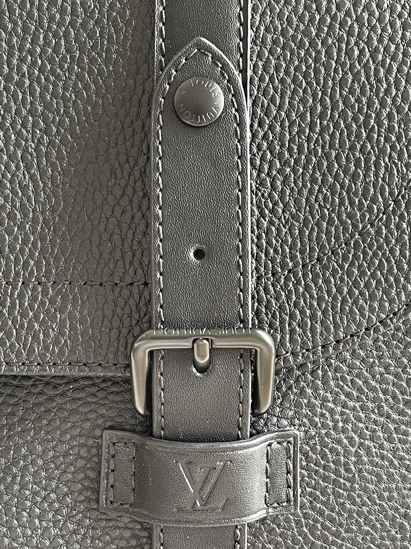 LV BAG (M58494) - Image 3