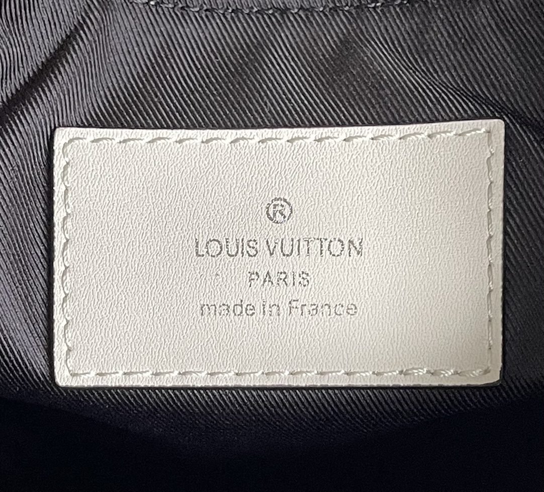 LV BAG (M58495) - Image 5