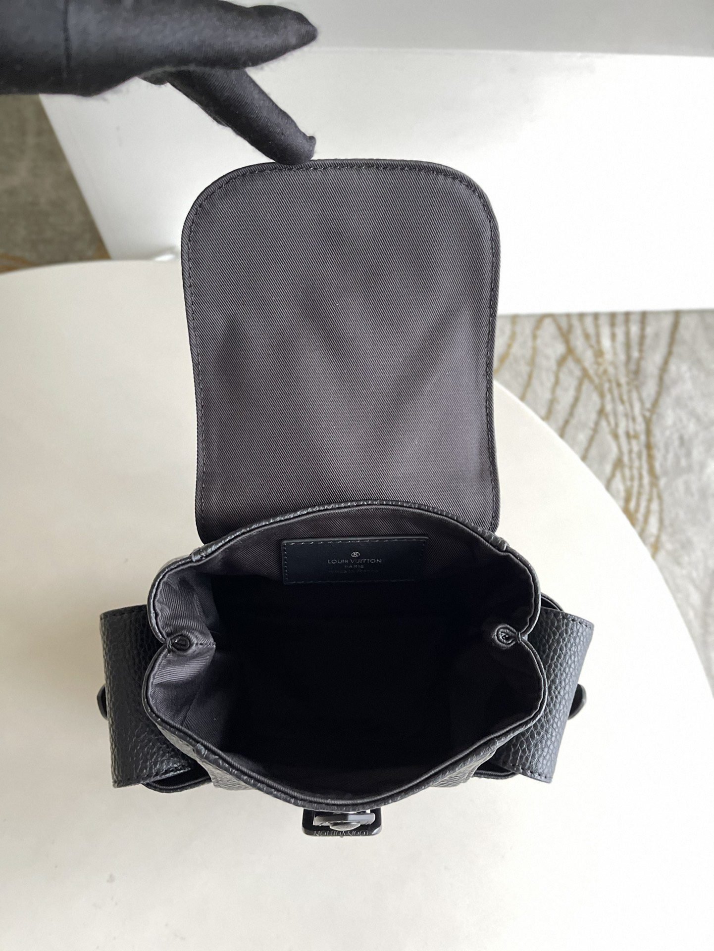 LV BAG (M58495) - Image 7