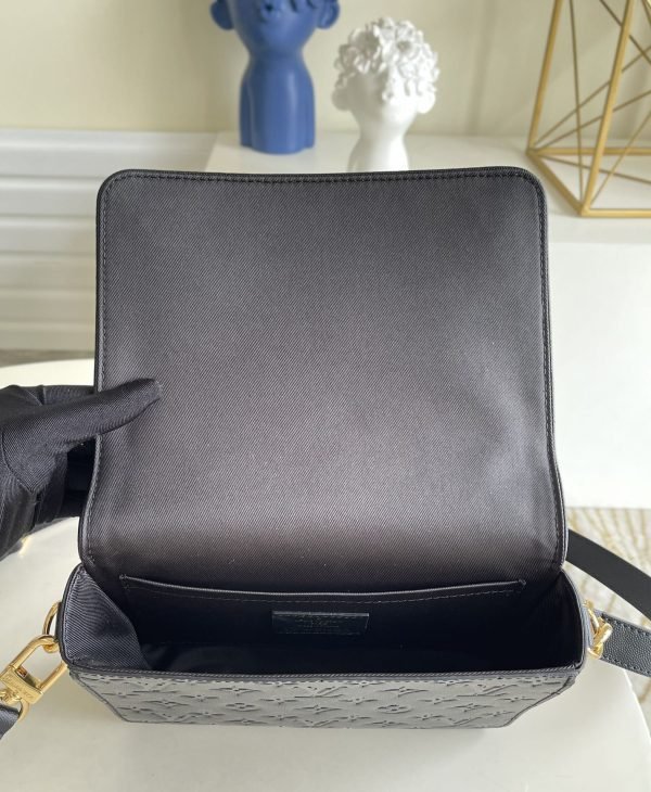 LV BAG (M58498) - Image 8