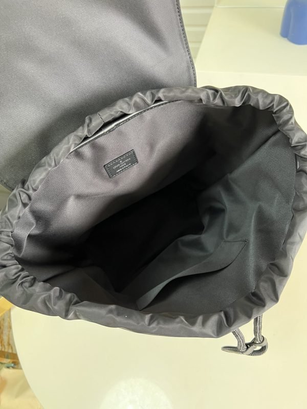LV BAG (M58664) - Image 8
